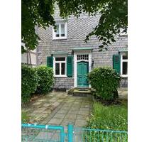 **Rustikale, renovierte Erdgeschosswohnung mit kleinem Gärtchen im Fachwerkbau in Kreckersweg** - Wermelskirchen