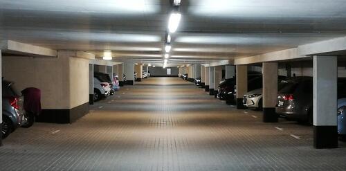 Foto - Tiefgaragenstellplatz: 93055 Regensburg, Römerstraße 9