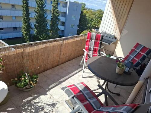 Foto - Sehr helle Wohnung mit großem Wohnbereich, Südbalkon und Top-Lage