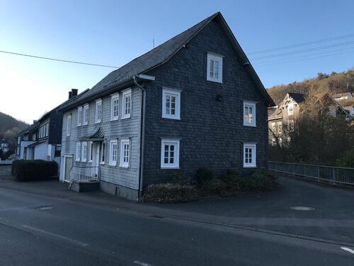 Foto - Mietwohnung ca. 150m² über 3 Etagen
