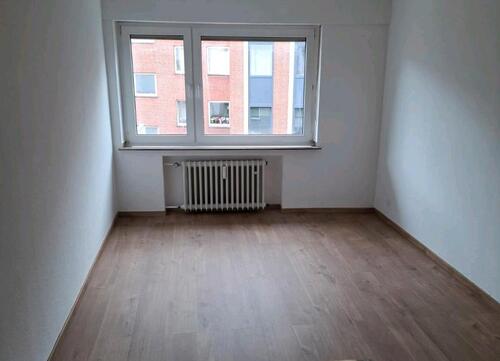 Foto - 2 Zimmer Wohnung ab sofort - 850,00 EUR Kaltmiete,