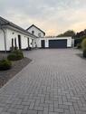 Foto - Moderner Bungalow mit Doppelgarage und großem Hof in Nordsteimke