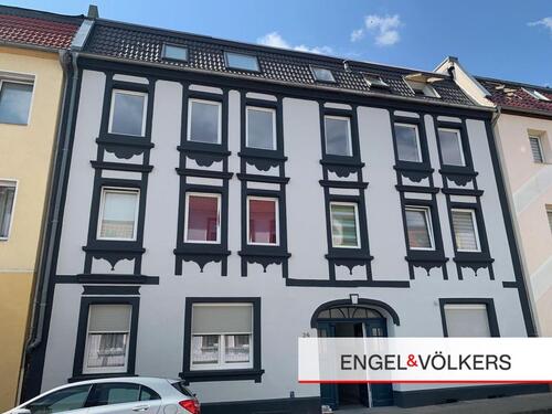 Foto - Frisch renovierte 2-Raum-Wohnung mit Einbauküche