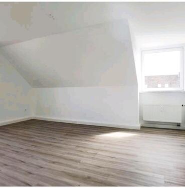 Foto - 4 Zimmer Dachgeschoßwohnung in Garbsen