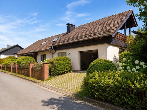 Foto - 6 Zimmer Einfamilienhaus zum Kaufen in Engelskirchen