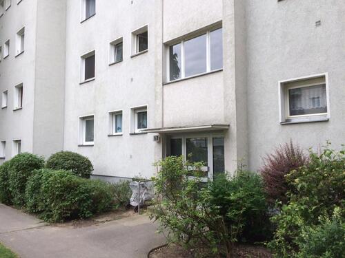 Foto - provisionsfrei - top sanierte 2-Zimmer Wohnung - leer - Balkon