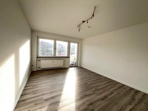 Foto - 1,5 Zimmer TOP renoviert mit Balkon !