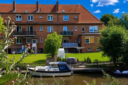 Foto - Emden: Attraktive 4 Zimmer Wohnung mit Balkon in Kanallage