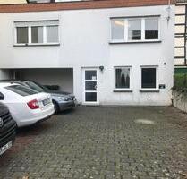 Stellplatz in der Warburger City zu vermieten