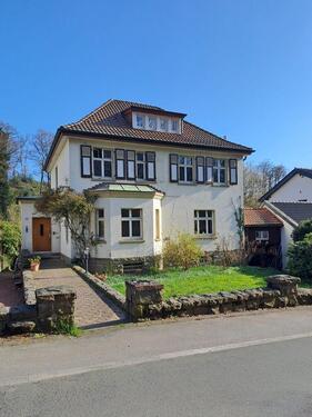 Foto - Einfamilienhaus mit Einliegerwohnung