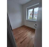 Bright & Modern Two-Room Apartment in Renovated Complex – Berlin-