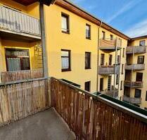 Helle 3-Raum-Wohnung mit Balkon und Einbauküche in Magdeburg-Stadtfeld Ost