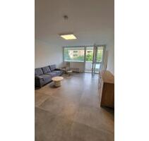 3-Zi-Whg, vollsaniert, sep. WC, neue Küche, Balkon, neu möbl. - Frankfurt am Main Nord-Ost