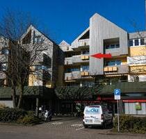 Herrliche Aussichten - geräumige 3 Zimmer-Wohnung - Ohlsbach