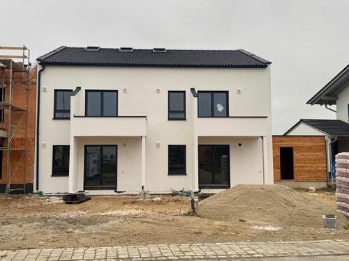 Foto - Erstbezug: Moderne 3-Zimmer-Maisonette-Wohnung in Kirchroth