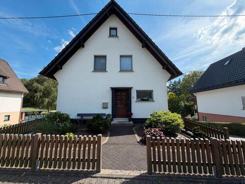 Foto - Renoviertes Haus im Grünen - 270.000,00&nbsp;EUR Kaufpreis, ca.&nbsp; 110,00&nbsp;m&sup2;