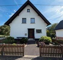 Renoviertes Haus im Grünen - 270.000,00&nbsp;EUR Kaufpreis, ca.&nbsp; 110,00&nbsp;m&sup2; in Friesenhagen (PLZ: 51598)