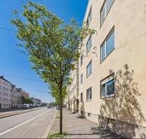 Kapitalanlage Augsburg Oberhausen vermietete 4 Zi Wohnung Garage.