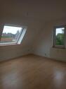 Foto - Helle, renovierte DG-Single Wohnung, 2 ZKB, Uninaehe