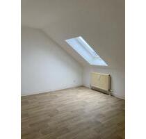 Helle Dachwohnung mit Wohnberechtigungsschein – Sofort einziehen & wohlfühlen - Stadtilm