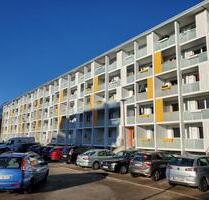 Mit dem Aufzug nach ganz oben - 460,00&nbsp;EUR Kaltmiete, ca.&nbsp; 59,10&nbsp;m&sup2; in Dessau-Roßlau (PLZ: 06844)