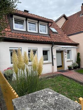 Foto - Sarniertes Einfamilienhaus mit Garten & Terasse