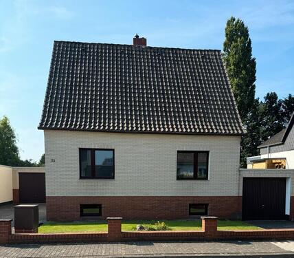 Foto - Freistehendes Einfamilienhaus mit tollem Garten