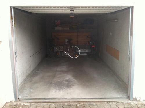 Foto - Garage zu vermieten! - 45,00 EUR Miete,