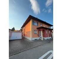 Hochwertige, moderne & provisionsfreie Doppelhaushälfte - Ettenheim