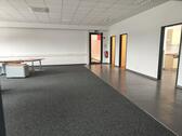 Foto - Showroom Bürofläche 200qm in Top Lage mit Anschluss an die A8