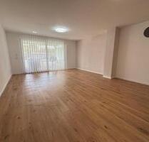 Moderne 3-Zimmer-Wohnung mit großem Balkon in Denkendorf