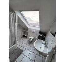 Charmante 2-Zimmer-Dachgeschosswohnung in Überruhr - Essen Stadtbezirk VIII