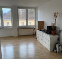 Großzügige 3-Zimmer-Wohnung in Krefeld-Uerdingen, Nähe Marktplatz