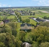 Outbuilding of Rietzneuendorf Castle with 7000 sqm of Land - Schönwald