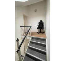 Dachgeschosswohnung - 550,00 EUR Kaltmiete, in Übach-Palenberg (PLZ: 52531)