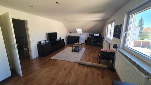 Foto - Helle 2-Zimmer-Dachgeschosswohnung in Ehningen