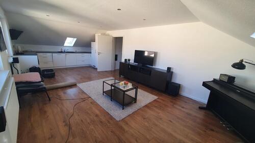 Foto - 2 Zimmer Dachgeschoßwohnung zur Miete in Gärtringen