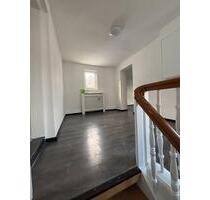 Haus zu vermieten - 1.500,00&nbsp;EUR Kaltmiete, ca.&nbsp; 117,00&nbsp;m&sup2; in Pohlheim (PLZ: 35415)