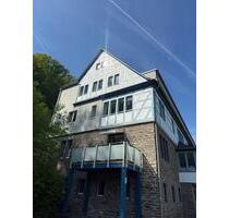 Wohnung mit Ausblick, Terrasse und Anspruch! - Winningen