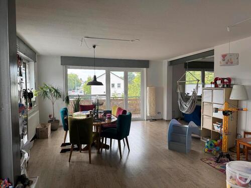 Foto - Modernisierte 2 bis 3 Zimmer Wohnung, mit Loggia und Stellplatz-