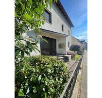 Helle 2 Zimmer Wohnung - zentral gelegen - teilmöbliert - Bad Pyrmont