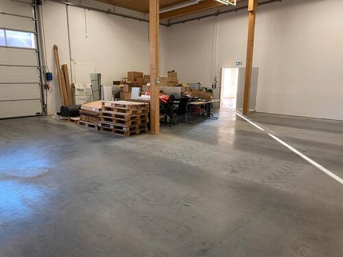 Foto - Lagerhalle-fläche 140 m2 in Abensberg zu vermieten