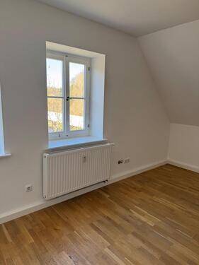 Foto - Kleine, gemütliche Dachwohnung - 250,00&nbsp;EUR Kaltmiete, ca.&nbsp; 39,34&nbsp;m&sup2;