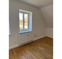 Kleine, gemütliche Dachwohnung - 250,00&nbsp;EUR Kaltmiete, ca.&nbsp; 39,34&nbsp;m&sup2; in Hartenstein (PLZ: 08118)