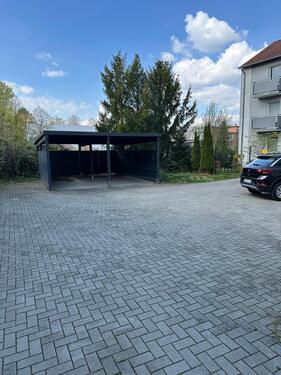 Foto - Carportstellplatz im Hinterhof der Meller Str. 61 BI