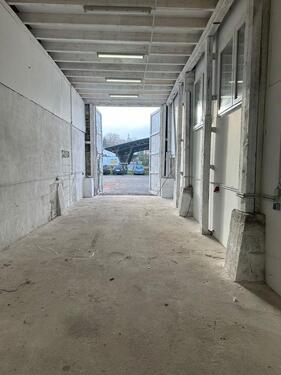 Foto - Nachmieter Halle - 476,00 EUR Kaltmiete,