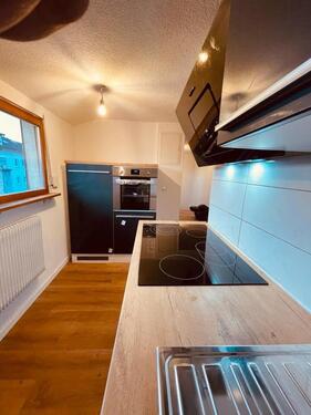 Foto - 2,5 Zi.-Wohnung mit Stellplatz + EBK provisionsfrei ab 01.02.2025