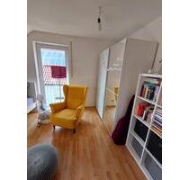 Ruhige und helle 1 Zimmer Wohnung mit Küche teilmöbliert - Memmelsdorf Ruhige und helle 1 Zimmer Wohnung mit Küche teilmöbliert - Memmelsdorf