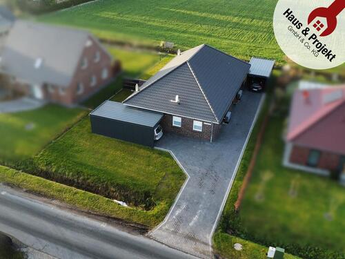 Foto - Moderne Doppelhaushälfte (Bj. 2025) mit Feldblick, Garten & Luftwärmepumpe – langfristig zu vermieten