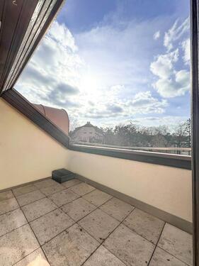 Foto - Dachgeschoßwohnung in Würzburg zur Miete